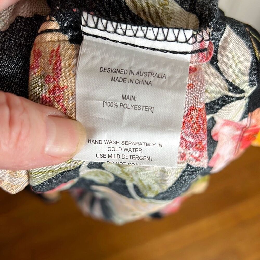 Petal & Pup RUANA MAXI DRESS BLACK FLORAL Long Sleeve Size XS Nwot - Picture 5 of 6